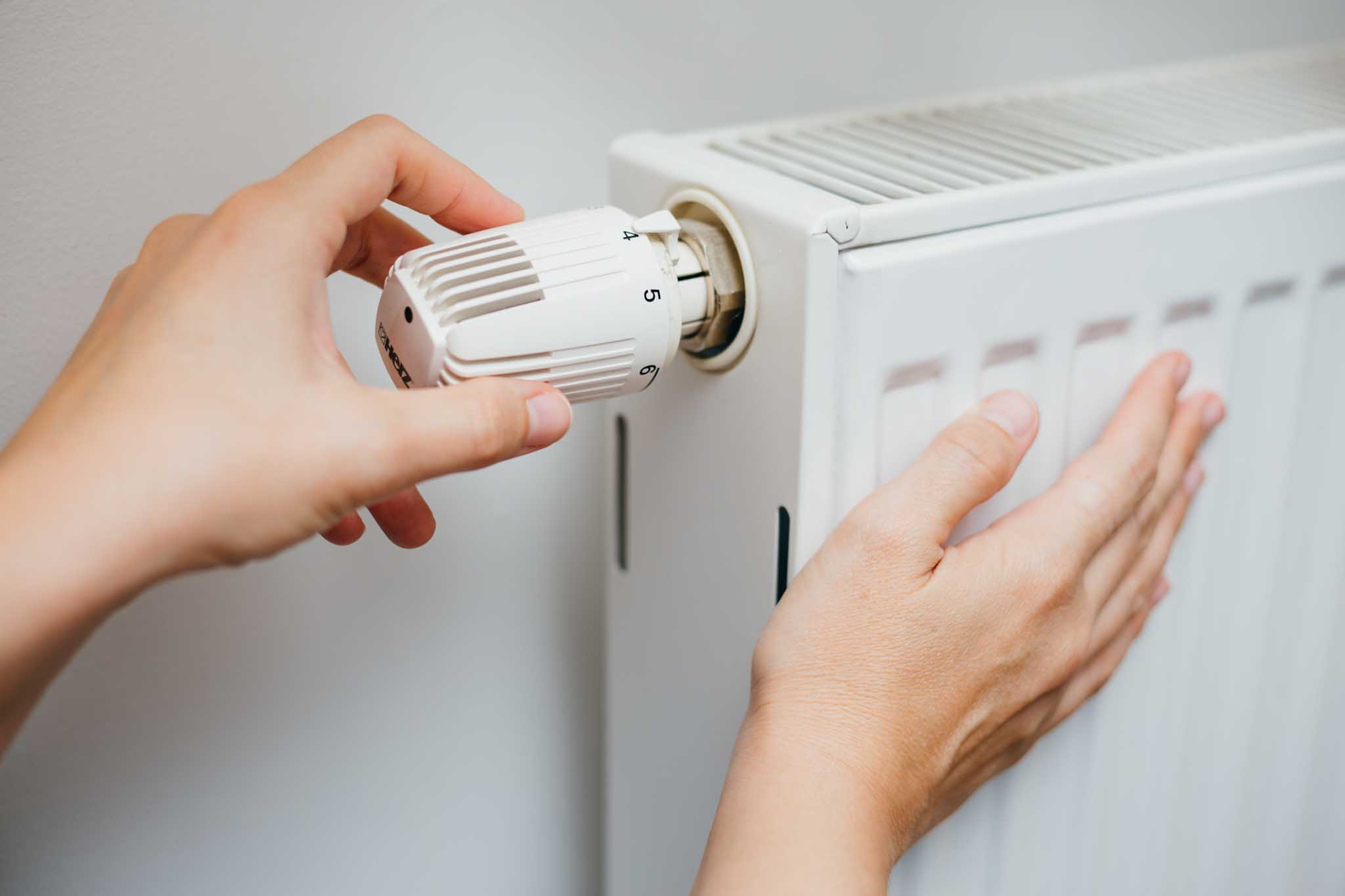 An image of a home radiator.