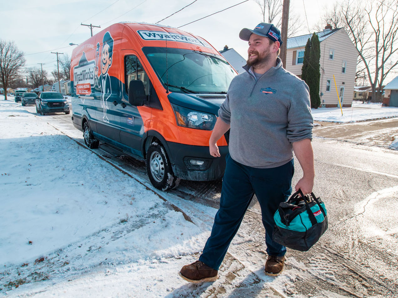 An image of a WyattWorks plumbing expert in Huntersville, NC.